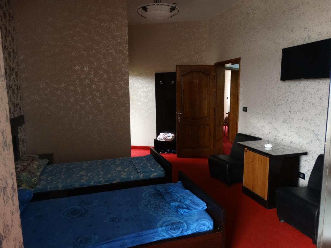 Garden Palase Hotel Fier Ngoại thất bức ảnh